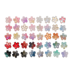 Cuentas de vidrio con degradado de color en forma de flor de cerezo para la fabricación de pulseras, cuentas sueltas de cristal de lampwork al por mayor. - Product Image 5