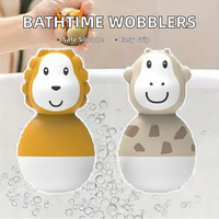 Outil de jeu de sable antimicrobien en silicone avec 2 jouets oscillants, prise en main facile, apprentissage sensoriel pour 12 mois et plus, design Lion et Girafe
