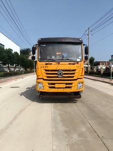รถดูดสิ่งปฏิกูล Dongfeng 6x4 ราคาประหยัด พร้อมเครื่องยนต์เสริม ระบบหมุนเวียนน้ำ และปั๊มสุญญากาศ สำหรับงานขุดลอกและขนส่งกากตะกอนในเขตเทศบาล - Product Image 4