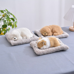 Adorno de Perro de Peluche con Carbón Activado para Consola Central de Coche, Accesorios de Simulación para Interiores - Product Image 1
