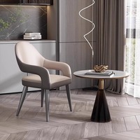 Chaise de salle à manger moderne de luxe italienne en cuir PU, confortable pour la maison, l'hôtel, les loisirs, les négociations, avec pieds en métal durables