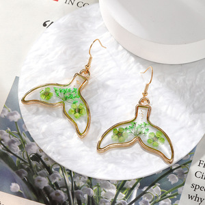Multi Styles Hollow Shape Resin Drop <b>Earrings</b> Natural Preserved Pressed Dry Flower Floral Dangle <b>Hook</b> <b>Earrings</b> For Women - Product Image 3