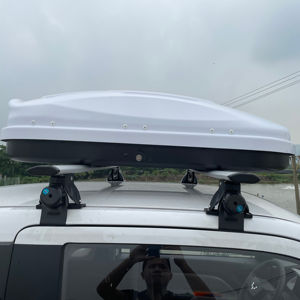 Boîte de toit universelle ultra-mince pour voiture et porte-bagages à double ouverture latérale en ABS+PC, style sport, vente en gros - Product Image 1