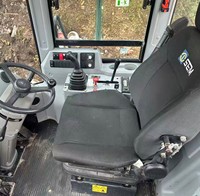 Chargeuse sur pneus SEM 660D d'occasion |   Fabriqué par Caterpillar Chine, bon prix