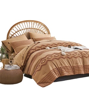 Nữ Hoàng Kích Thước 7 Bộ Kaki Tufted <span class=keywords><strong>Quilt</strong></span> Bộ Đồ Giường Hoài Cổ Posey Sọc Mô Hình Động Vật <span class=keywords><strong>Polyester</strong></span> Làm Đầy Điện Cho Phòng Ngủ Khách Sạn - Product Image 5