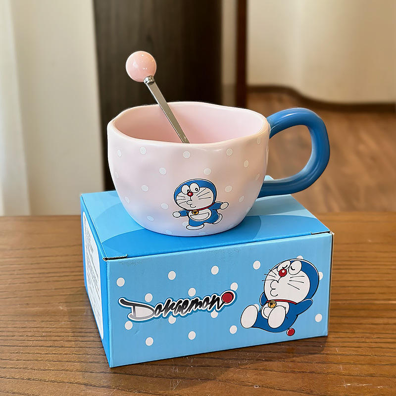 ช้อนสีชมพู