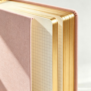 Quaderno Magico Personalizzato con Copertina Rigida, Diario da Viaggio, Sketchbook con Bordi Dorati - Product Image 3