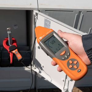 Kit de Localizador de Cables Electrónicos Sonel LKZ-720 - Garantía de 1 Año, Conjunto para Operación con 4 Transmisores - Product Image 4