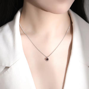 Giveluck Kinderen Roestvrij Staal Ronde Hanger Ketting Custom Geprojecteerde Afbeelding Christelijk Religieus Groothandel Beschikbaar - Product Image 2