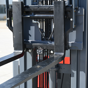 รถยกไฟฟ้าแบบ Reach Truck ขนาด 2 ตัน 2.5 ตัน เสาสามท่อนสูง 8-12 เมตร ใช้แบตเตอรี่ตะกั่วกรด พร้อมอุปกรณ์ย้ายด้านข้างแบบไฟฟ้า รุ่น CQD15 - Product Image 3