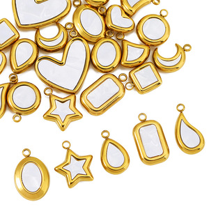Pendentif en forme de coquillage mélangé plaqué or 18 carats en acier inoxydable pour la fabrication de bracelets - Product Image 4