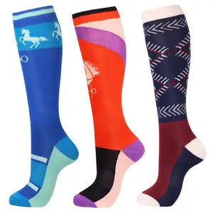 Chaussettes hautes de randonnée épaisses et confortables en laine pour dames Chaussettes longues pour bottes thermiques confortables pour le ski