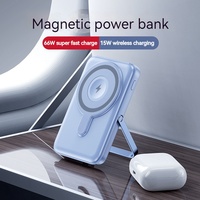 OEM/ODM PD20W Carga rápida 10000mAh Cargador de teléfono portátil Estación de energía Banco de energía Cargador inalámbrico magnético con soporte
