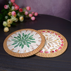 Handmade <b>Round</b> Seashell Coasters With Flower Pattern Bohemian Style Heat Insulating <b>Mats</b> For <b>Table</b> Decor 16cm 18cm 20cm - Product Image 1