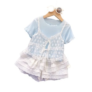 Completo estivo 2026 per bambine: top a maniche corte e pantaloncini in pizzo, tinta unita, per bambine piccole e carine - Product Image 5
