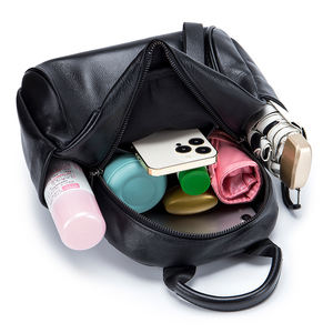 Top qualité en gros 2022 nouvelle tendance en cuir souple <span class=keywords><strong>tanneur</strong></span> argent femmes <span class=keywords><strong>sac</strong></span> à dos voyage littéraire <span class=keywords><strong>petit</strong></span> <span class=keywords><strong>sac</strong></span> à dos femmes <span class=keywords><strong>sac</strong></span> - Product Image 4