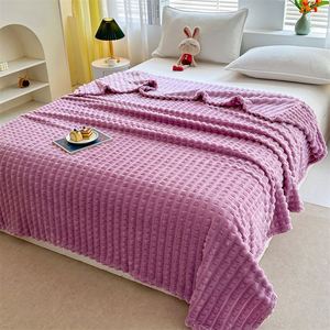 Plaid de luxe en polaire corail 100 % polyester, imprimé, tricoté, écologique, pour la maison ou les voyages - Product Image 1