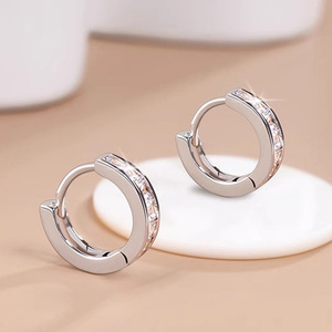 Orecchini minimalisti da donna, a forma di piccolo anello rotondo, orecchini da indossare tutti i giorni, accessori per le orecchie dallo stile letterario e artistico - Product Image 5