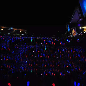 Gậy Bóng Bàn In Hình Thiết Kế Tùy Chỉnh Với Đèn LED Pom Pom Cổ Vũ Cho Quảng Cáo - Product Image 6