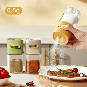 Botol lada garam dapur kaca kuantitatif 0.5g, wadah pengocok bumbu rempah
