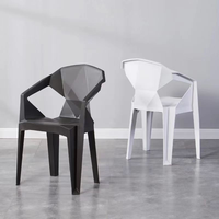 Chaise en plastique empilable de style nordique, design moderne et coloré, pour restaurant, cuisine, café, chaise en plastique pour salle à manger, chaise en métal aluminium