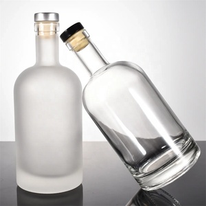 Vendite calde Logo personalizzato liquore vuoto Vodka <span class=keywords><strong>Gin</strong></span> bottiglia 85ml 330ml 500ml 700ml 750ml bottiglia di vetro - Product Image 4