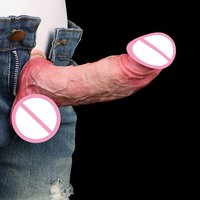 Gode en silicone liquide réaliste de style énorme avec un vrai jouet sexuel adulte doux et résistant gode réaliste à sangle pour les femmes