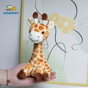 Peluche de Conejo Amy en Oferta, Juguete de Peluche, Muñeco de Peluche de 15-20 cm, con Diseño Personalizado para Aniversario - Product Image 5