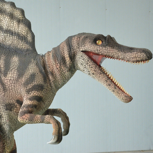 ชุดไดโนเสาร์สไปโนซอรัสแบบซ่อนขาชุดไดโนเสาร์ดวงตาเรืองแสงเหมือนจริงพร้อมดวงตา <span class=keywords><strong>LED</strong></span> - Product Image 4