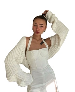 Suéter corto de punto para mujer, cárdigan de manga de murciélago a la moda, talla única - Product Image 1