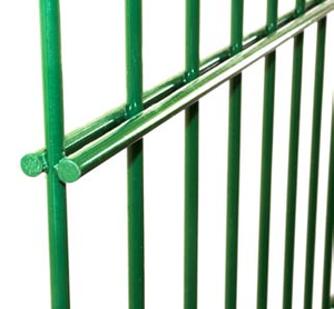 รั้วกันปีนแบบทนทาน เป็นมิตรกับสิ่งแวดล้อม พร้อมโครงเหล็กชุบกัลวาไนซ์เคลือบผิวด้วยลวดเหล็กและเคลือบสีฝุ่น สำหรับสวนและการเกษตร - Product Image 4
