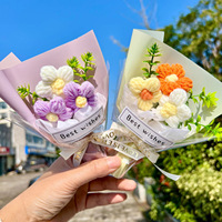 Nouveau mini bouquet de fleurs tricotées, fleurs éternelles, fleurs artificielles, petit cadeau pour la fête des femmes, anniversaire, compagnon de compagnie