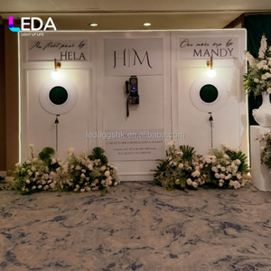 LEDA Cabine vidéo pour messages, Panneau d'enregistrement vidéo avec éclairage pour livre d'or vidéo de mariage et toile de fond, pour location d'événements et de fêtes de mariage - Product Image 1