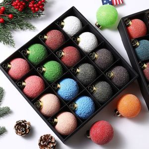 Nouvel ensemble de boules de Noël en plastique faites à la main, texturées, modernes, simples, imprimées en couleur, pour décorations d'arbre de Noël - Product Image 1
