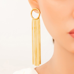 Pendientes colgantes con borlas geométricas de acero de titanio de color oro de 18 quilates para mujer, joyería de fiesta EH11804 - Product Image 3