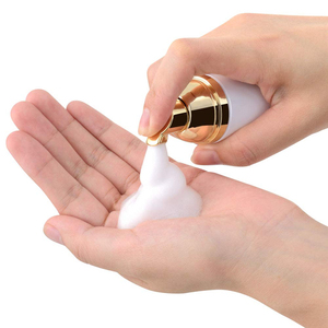 Botella de Espuma Limpiadora de Lujo Mini PET de 1oz 50ml 100ml, Botella con Bomba de Espuma Cosmética, Botella de Champú para Lavado de Manos y Limpiador Facial - Product Image 3