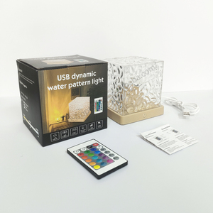 Lámpara de Mesa de Proyección de Luz Nocturna Ambiental con Patrón de Olas de Agua Dinámicas, USB, Rotación, Control Remoto, Proyección de Cristal, Luz de Estrellas - Product Image 6