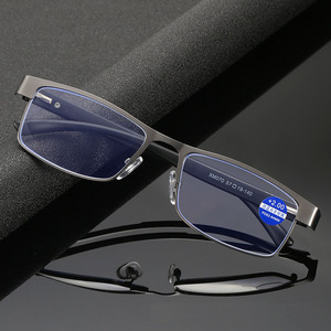 Gafas de Lectura XM070 con Marco Cuadrado de Metal, Cómodas, con Bloqueo de Luz Azul, para <span class=keywords><strong>Presbicia</strong></span>, Estilo Ejecutivo, Ultraligeras para Hombre - Product Image 4