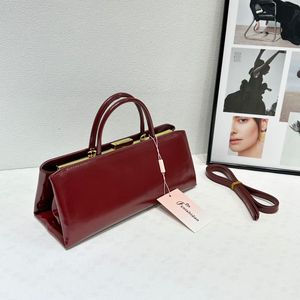 Nuova Borsa Tote di Lusso in Pelle Oliata per Donna con Chiusura in Metallo, Stile Vintage Strutturato - Product Image 5