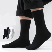 Chaussettes pour hommes tendance à étiquette privée personnalisée, en spandex/nylon, respirantes, écologiques, décontractées pour l'hiver, pour adultes