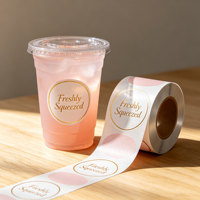 Autocollant personnalisé imperméable auto-adhésif avec logo, autocollant brillant pour étiquettes de café, rouleau pour gobelets en plastique et en papier