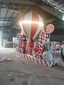 مجموعة بالونات هواء ساخن تجارية من الألياف الزجاجية، زينة عيد الميلاد الخارجية على شكل عصا حلوى كبيرة ومصاصة عملاقة مع إضاءة - Product Image 2