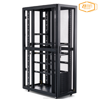 Armoire serveur de densité moyenne avec cadre profilé à dix plis pour câblage structuré