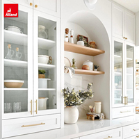 Poignées de cuisine modulaires modernes personnalisées Alland, portes d'armoires de rangement, design en verre arqué, armoires d'îlot de cuisine blanches style Shaker