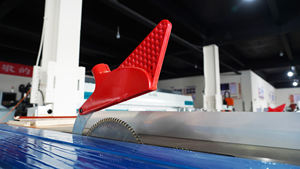 सुपरस्टार स्वचालित पैनल ने मशीन <span class=keywords><strong>mdf</strong></span> pvc लकड़ी कटिंग स्लाइडिंग टेबल देखा मशीन वुडवर्किंग - Product Image 2