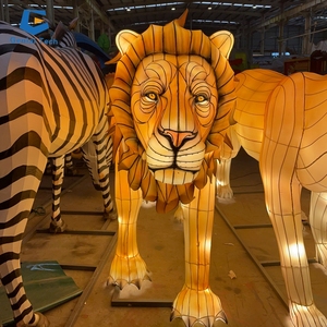 Sgl003 Hoge Kwaliteit Themapark Festival Decor Lantaarn Waterdichte Leeuw Familie Zijde Festival Lantaarn - Product Image 6