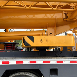 Crane Truk Bekas 50 <span class=keywords><strong>Ton</strong></span> QY50KC Tinggi Angkat 2600m Mesin Scania Asal Cina Gearbox & Pompa Aksesoris Ekspor - Product Image 6