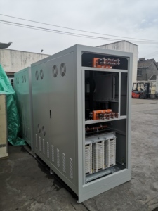 Regulador Automático de Tensão 150kVA 220V Trifásico Estabilizador Servo SVC SBW 50Hz LCD - Product Image 5