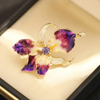 Broche en émail Iris de luxe léger pour femmes, broche de fleur haut de gamme, micro-incrustée de zircon, accessoire de broche