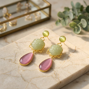 Pendientes Colgantes Hechos a Mano en Plata Chapada en Oro con Cuarzo, Estilo Étnico, Regalo de Compromiso para Mujeres y Unisex - Product Image 2